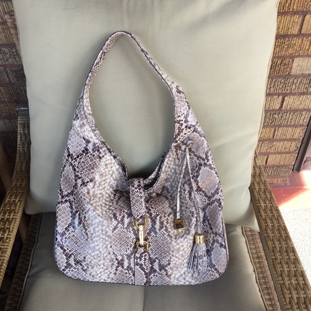 ❤️G.I.L.I. Snakeskin Hobo Bag.